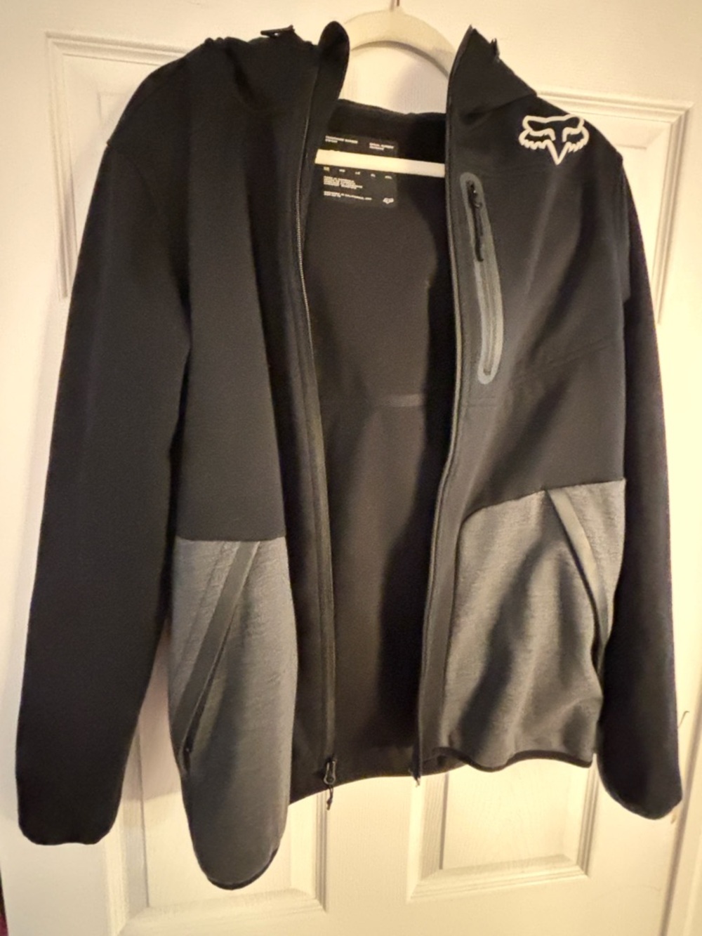 Fox (men’s size small) women’s m/l grey black jacket